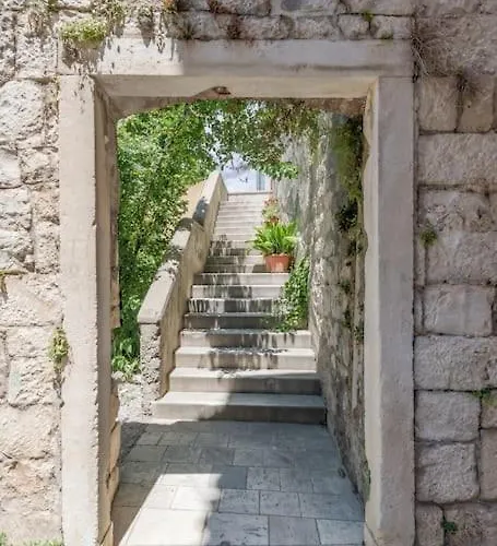 Apartman New Place In Old Town Of Trogir, Parking Trogir