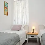 New Place In Old Town Of Trogir, Parking 特罗吉尔