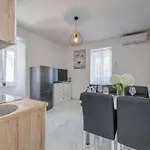 New Place In Old Town Of Trogir, Parking Appartamento